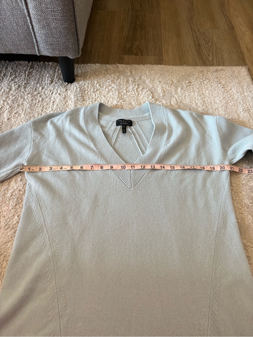 Rag & Bone Logan 100% Cashmere V-Neck Sweater Seafoam Blue Oversized Size S - Picture 6 of 7